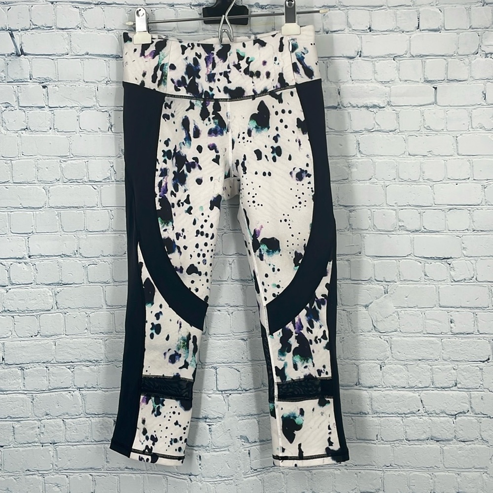 Calia By Carrie Underwood Ink Blot Mesh White Black Cropped Workout Gym Leggings